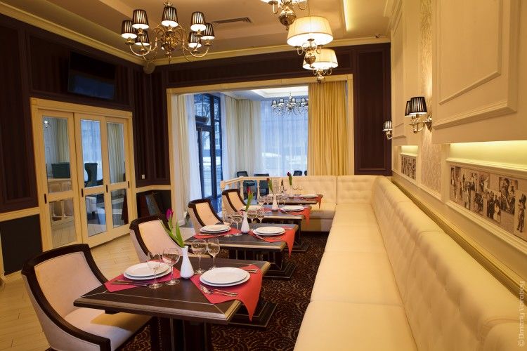 Kiroff Hotel Харков Екстериор снимка