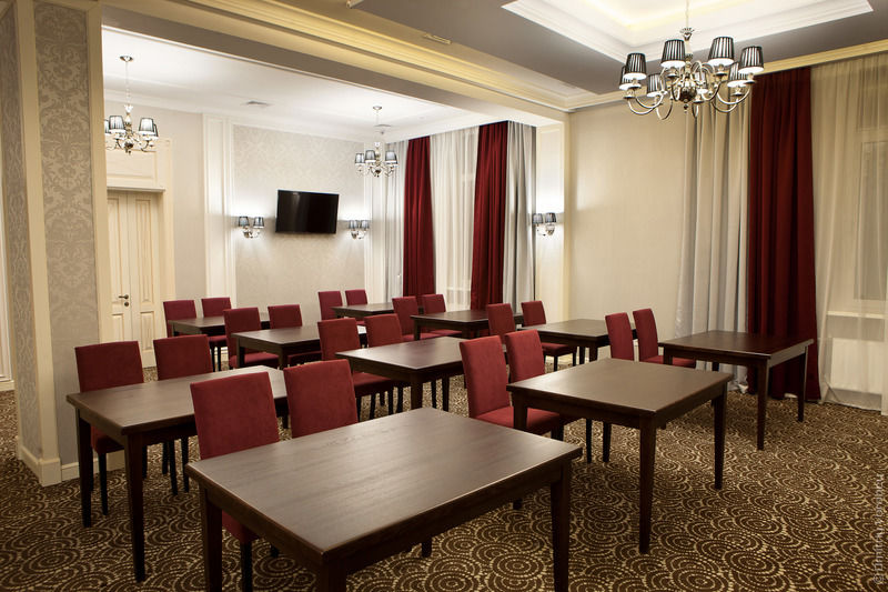 Kiroff Hotel Харков Екстериор снимка