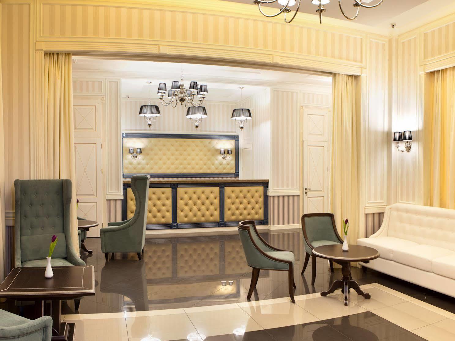 Kiroff Hotel Харков Екстериор снимка