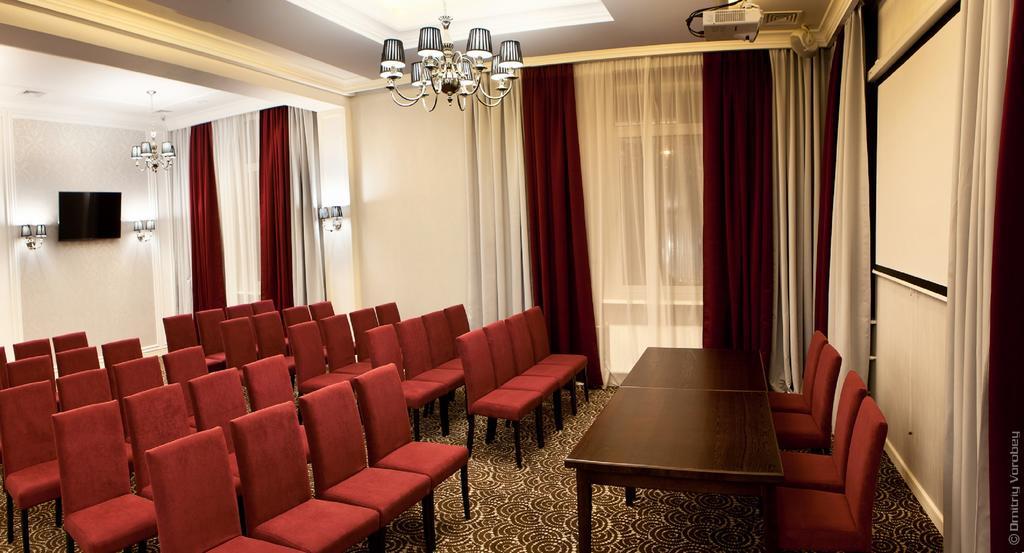 Kiroff Hotel Харков Екстериор снимка